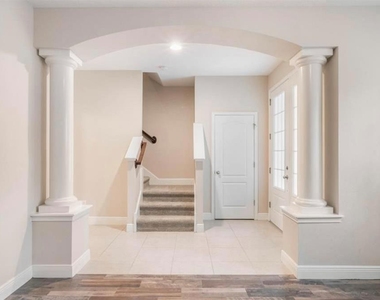 8642 Via Tavoleria Way - Photo Thumbnail 5
