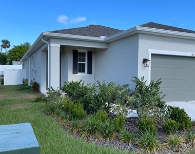 824 Blue Creek Drive - Photo Thumbnail 28