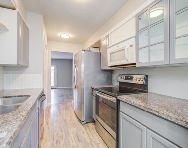 9495 Fondren Road - Photo Thumbnail 8