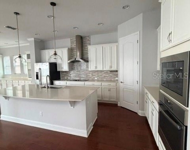 8001 Nemours Parkway - Photo Thumbnail 3