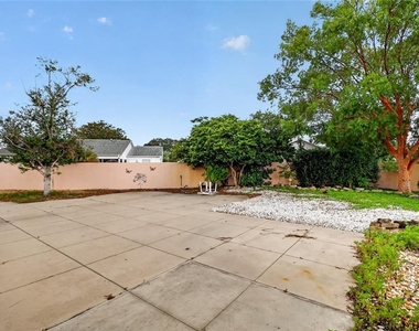1630 Tampico Place - Photo Thumbnail 37