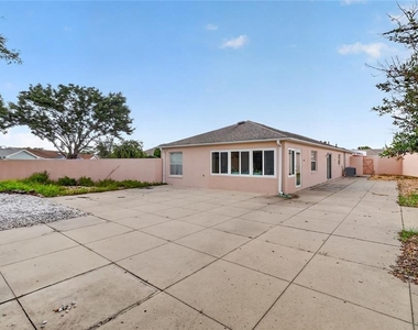 1630 Tampico Place - Photo Thumbnail 38