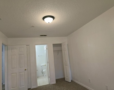 1124 N Fairway Drive - Photo Thumbnail 22