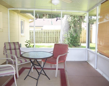2624 Orange Tree Drive - Photo Thumbnail 4