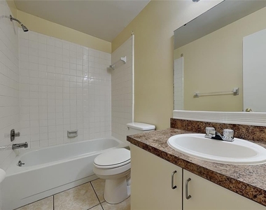 479 Prestwick Place - Photo Thumbnail 9