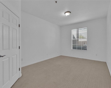 8300 Portofino Drive - Photo Thumbnail 4