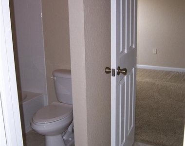 8631 Greenbank Boulevard - Photo Thumbnail 15