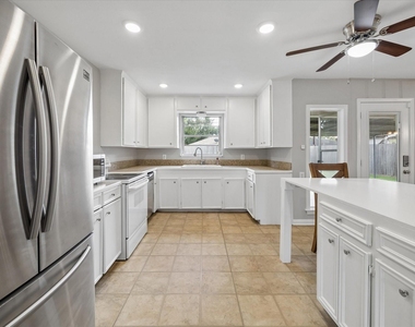8037 Longridge Drive - Photo Thumbnail 7
