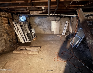 1014 Snyder Avenue - Photo Thumbnail 12