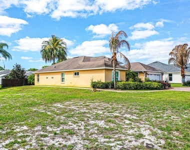 3715 Sebring Parkway - Photo Thumbnail 20