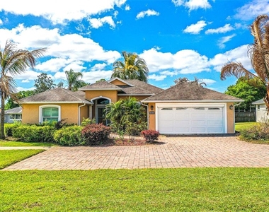 3715 Sebring Parkway - Photo Thumbnail 17