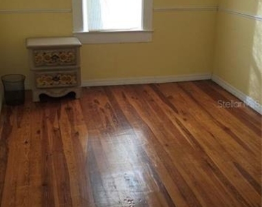 315 Virgina St - Photo Thumbnail 4