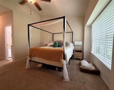 4445 Nw 49th Street - Photo Thumbnail 13