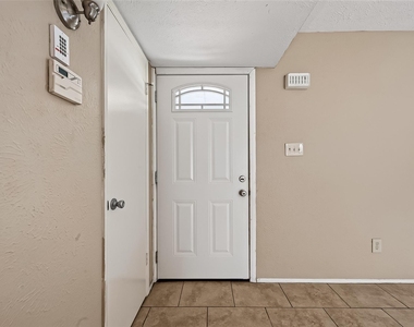 7410 La Granada Drive - Photo Thumbnail 7