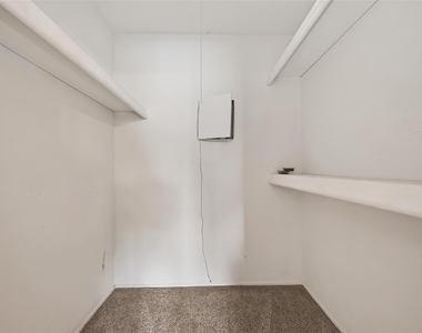 7410 La Granada Drive - Photo Thumbnail 33