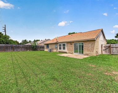 7410 La Granada Drive - Photo Thumbnail 34