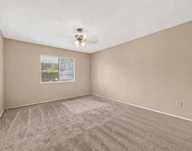 7410 La Granada Drive - Photo Thumbnail 26