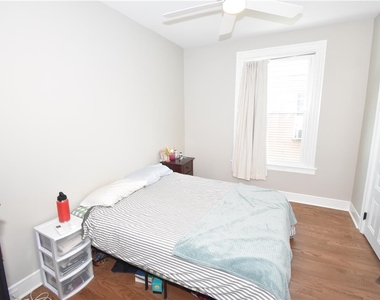 219 W Burke Street - Photo Thumbnail 3
