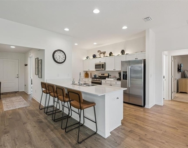 7608 Daniel Hearns Way - Photo Thumbnail 9