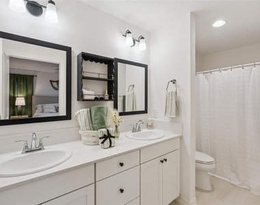 7608 Daniel Hearns Way - Photo Thumbnail 28