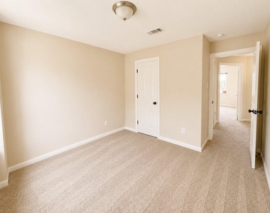 18639 Bristol Point Lane - Photo Thumbnail 19