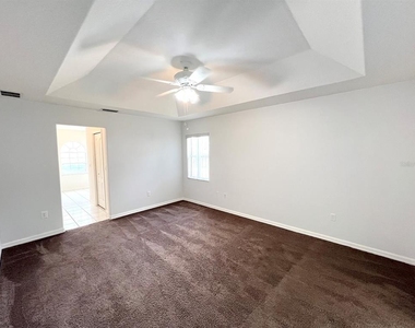 106 Point Of Woods Drive - Photo Thumbnail 19