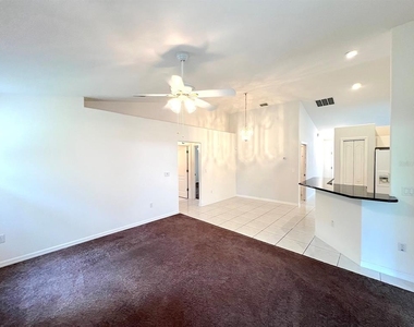 106 Point Of Woods Drive - Photo Thumbnail 14