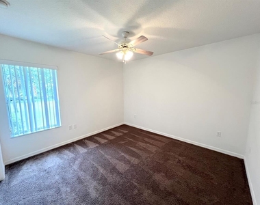 106 Point Of Woods Drive - Photo Thumbnail 28