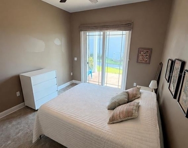2691 Sunset Inle Drive - Photo Thumbnail 9