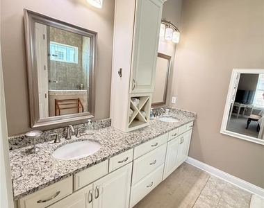 2691 Sunset Inle Drive - Photo Thumbnail 17