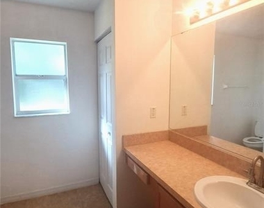 16 Lloshire Path - Photo Thumbnail 24