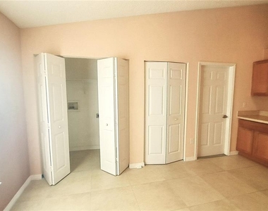 16 Lloshire Path - Photo Thumbnail 5