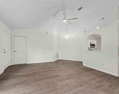 30 Piermount Lane - Photo Thumbnail 1