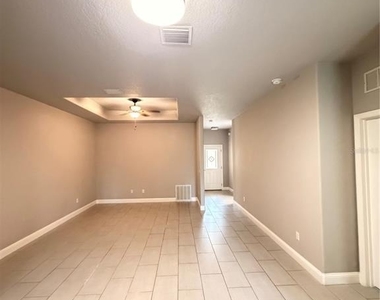 41 Providence Lane - Photo Thumbnail 3