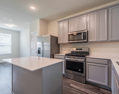 5715 Pampus Prairie Road - Photo Thumbnail 8