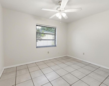 10507 Pendleton Avenue - Photo Thumbnail 16