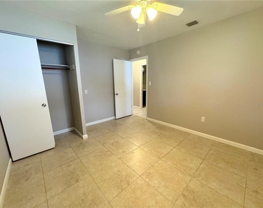 3883 Hawkeye Circle - Photo Thumbnail 13