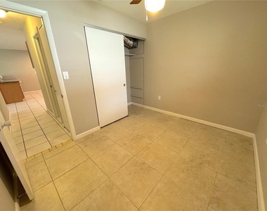 3883 Hawkeye Circle - Photo Thumbnail 16