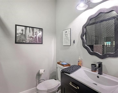 3827 Parkridge Circle - Photo Thumbnail 25