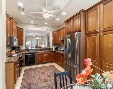 5246 Manorwood Drive - Photo Thumbnail 6