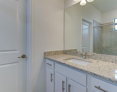 5343 White Sand Cove - Photo Thumbnail 8