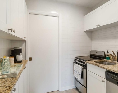 3505 Longmeadow - Photo Thumbnail 14