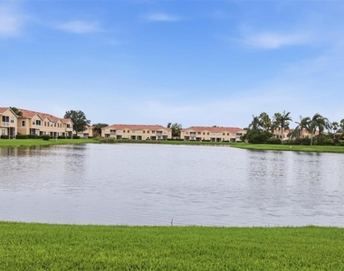 3582 Parkridge Circle - Photo Thumbnail 26