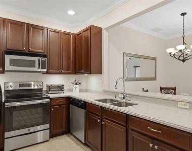 3582 Parkridge Circle - Photo Thumbnail 12