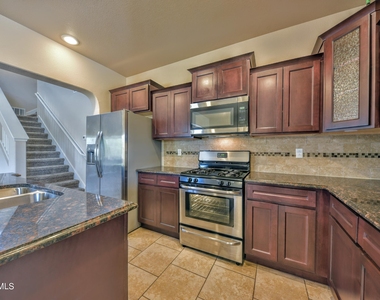13313 Tuggle Road - Photo Thumbnail 7