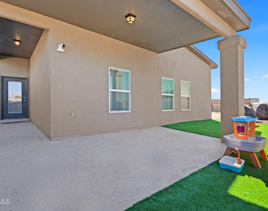 12401 Norte Chico Place - Photo Thumbnail 30