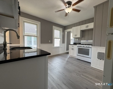 99 Westfield Avenue - Photo Thumbnail 18