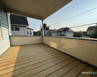 99 Westfield Avenue - Photo Thumbnail 8