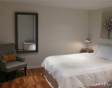 19 Hickory Drive - Photo Thumbnail 11