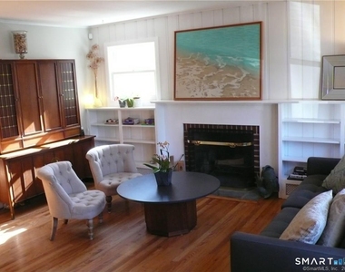 19 Hickory Drive - Photo Thumbnail 2